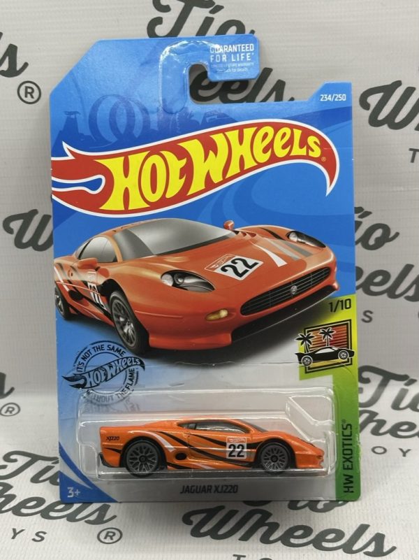 Jaguar XJ220