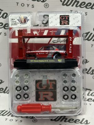 Nissan Skyline GT-R 1971 con accesorios