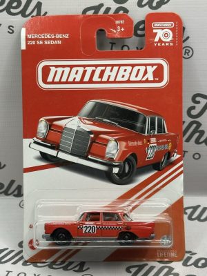 Mercedes Benz 220 SE Sedan