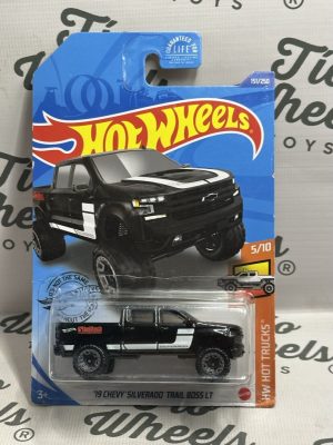 Chevy Silverado Trail Boss LT 2019