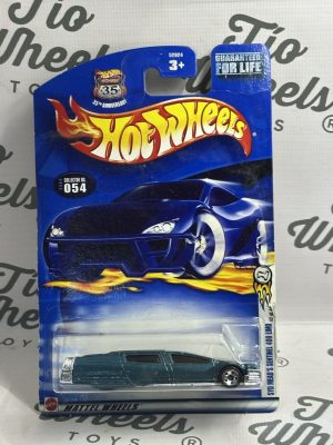 SYD Mead’s Sentinel 400 Limo